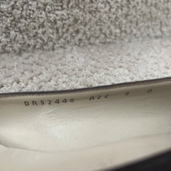 Salvatore Ferragamo shoes - Picture 6 of 8